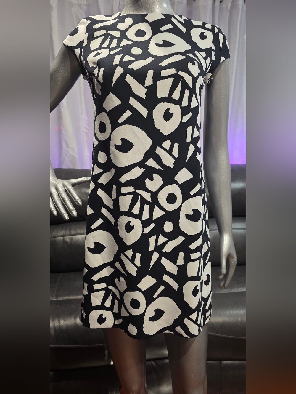 Ann Taylor LOFT Womens Bedrock Dress SZ 2 Petite B&W Graphic Abstract Mini MOD